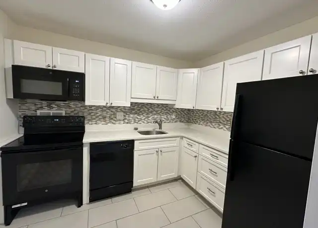 Property at 77 Monmouth St Unit 516, Brookline, MA, 02446, 1 bed, 1 bath, [object Object]