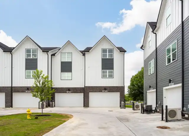 Property at 5773 Sofias Cir, Chattanooga, TN, 37411, 2 beds, 2.5 baths, [object Object]