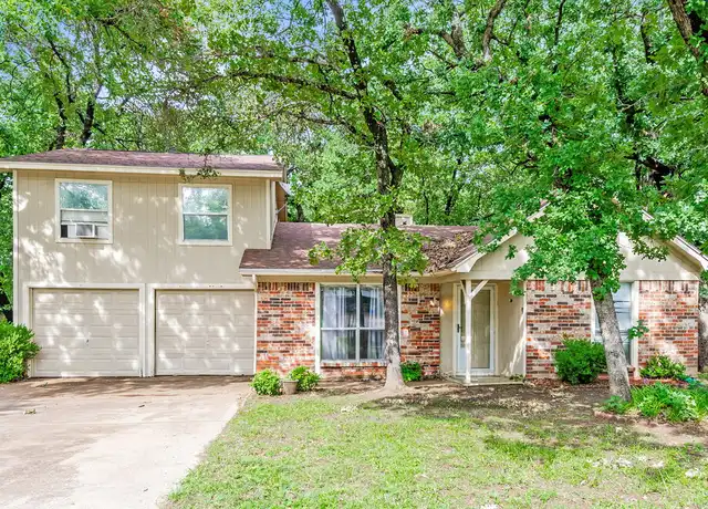Property at 720 Lake Crest Pkwy, Azle, TX, 76020, 3 beds, 2 baths, [object Object]