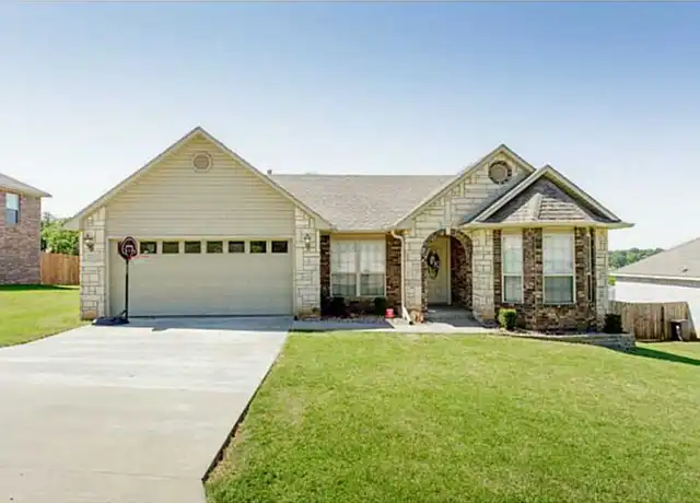 Property at 2231 Park Ave, Van Buren, AR, 72956, 4 beds, 2 baths, [object Object]