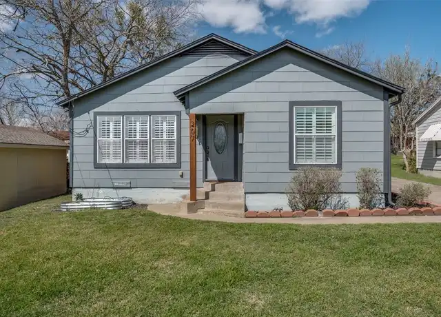 Property at 207 Colorado St, McKinney, TX, 75069, 2 beds, 1 bath, [object Object]