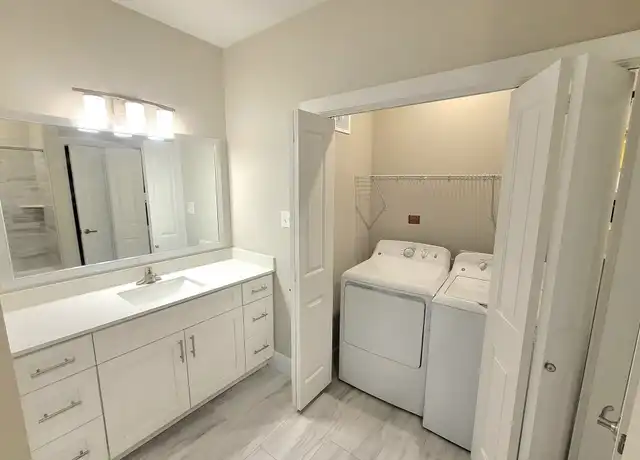 Property at 1620 Oak Tree Dr Unit 2302, Houston, TX, 77080, 1 bed, 1 bath, [object Object]
