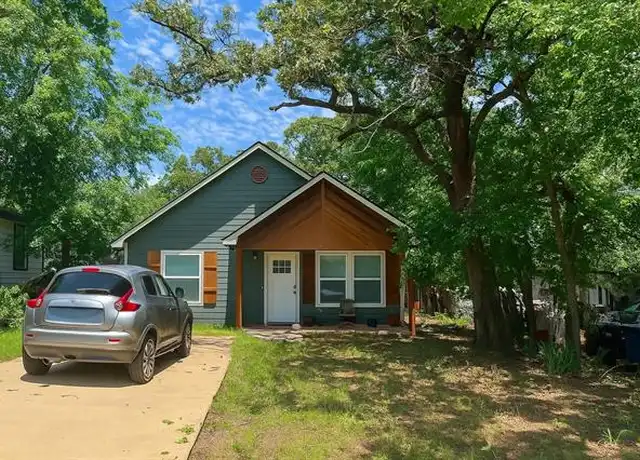 Property at 607 E Day St, Denison, TX, 75021, 3 beds, 2 baths, [object Object]