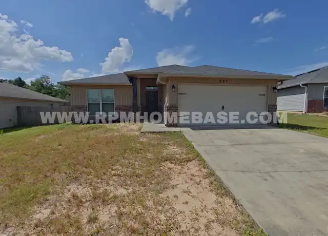 Property at 227 Croft Cir, Crestview, FL, 32536, 3 beds, 2 baths, [object Object]