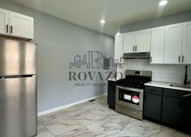 Property at 170-176 Eastern Pkwy Unit 1L, Irvington, NJ, 07111, 3 beds, 1 bath, [object Object]