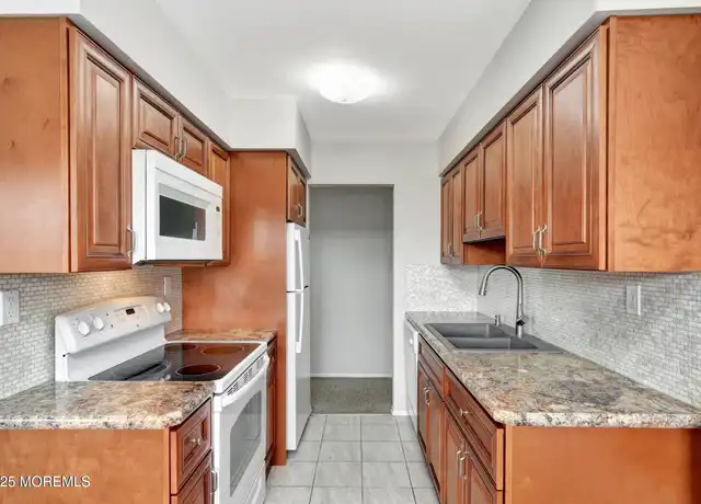 Property at 43 Manchester Ct Unit F, Freehold, NJ, 07728, 2 beds, 2 baths, [object Object]