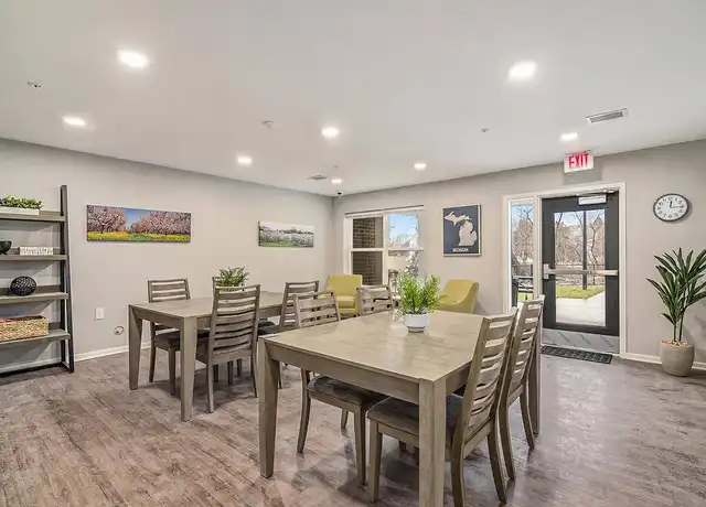 Property at Ruth Park - 520 Wellington St, Traverse City, MI, 49686, 2-3 beds, 1-2 bath, [object Object]