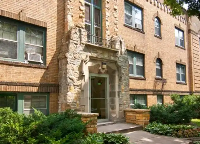 Property at 3305 Fremont Ave S Unit 13, Minneapolis, MN, 55408, 2 beds, 1 bath, [object Object]