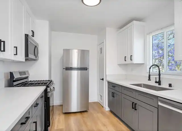 Property at 4132 W 118th St Unit B, Hawthorne, CA, 90250, 2 beds, 1 bath, [object Object]