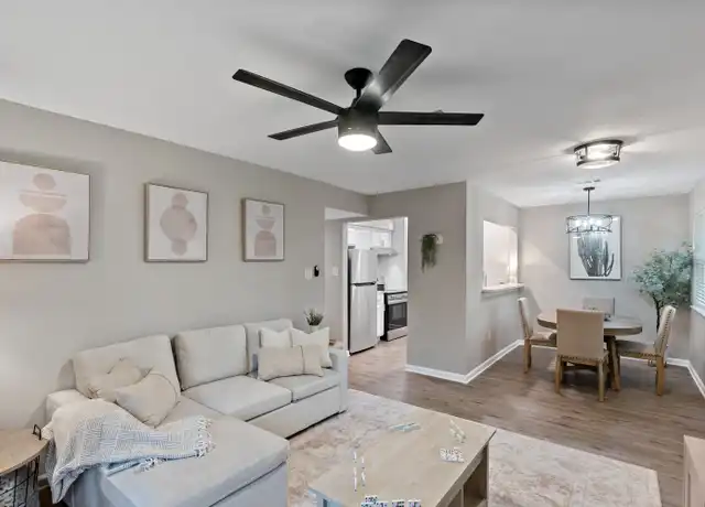 Property at 700 S Sims Ave Unit 111, Bryan, TX, 77803, 2 beds, 1 bath, [object Object]