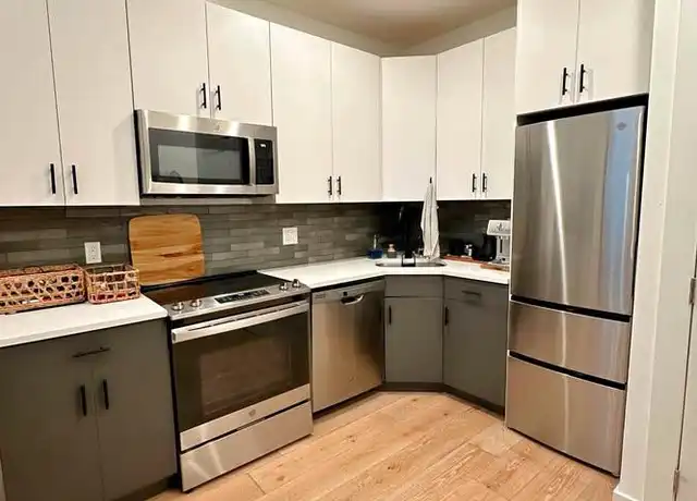 Property at 136 Chestnut St Unit 3F, Philadelphia, PA, 19106, 1 bed, 1 bath, [object Object]