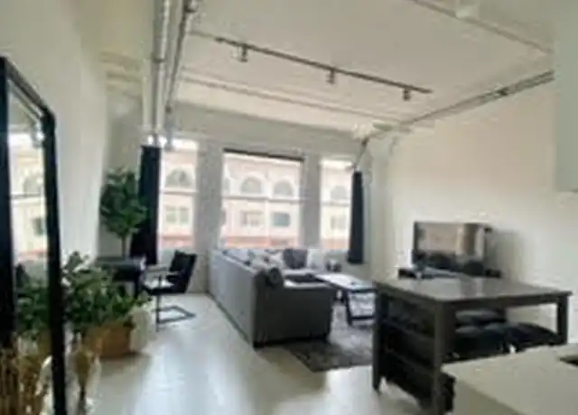 Property at 939 S Broadway, Los Angeles, CA, 90015, 1 bed, 1 bath, [object Object]