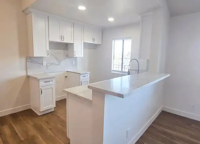 Property at 3910 E 11th St Unit 7, Long Beach, CA, 90804, 2 beds, 2 baths, [object Object]