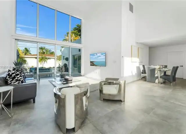 Property at 542 NE 130th St, North Miami, FL, 33161, 3 beds, 2 baths, [object Object]