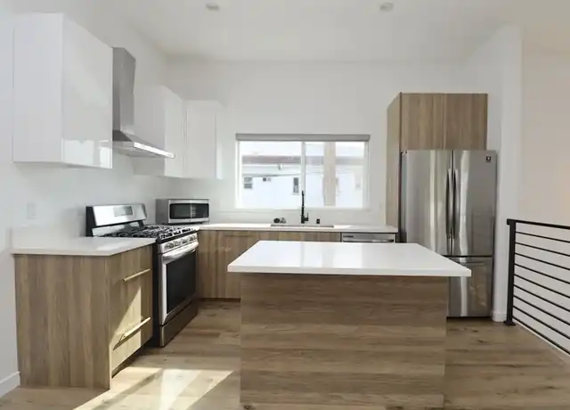 Property at 4601 Pickford St, Los Angeles, CA, 90019, 4 beds, 4.5 baths, [object Object]