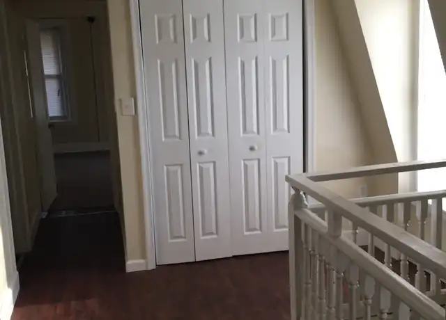 Property at 1600 State St, Harrisburg, PA, 17103, 2 beds, 1 bath, [object Object]