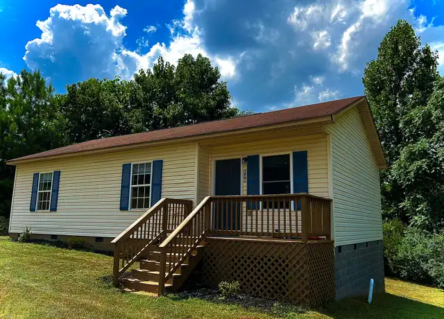 Property at 367 E Reedy Fork Rd, Seneca, SC, 29678, 3 beds, 2 baths, [object Object]