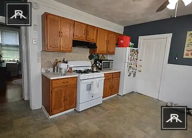Property at 234 Cypress St Unit 3, Brookline, MA, 02445, 2 beds, 1 bath, [object Object]