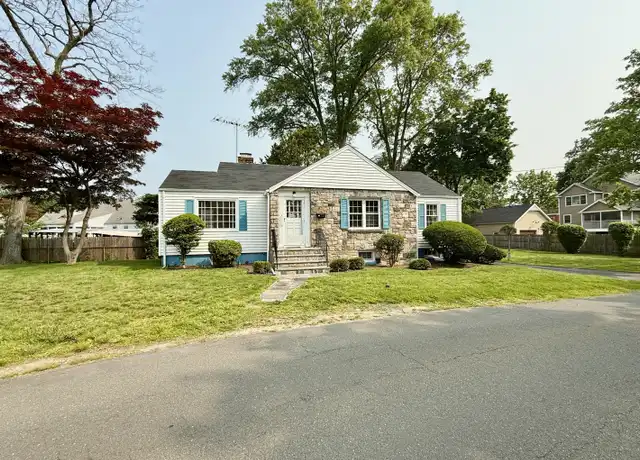 Property at 14 Hedge Dr, Norwalk, CT, 06851, 3 beds, 1 bath, [object Object]