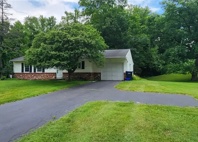 Property at 4 Brook Holw, Pittsford, NY, 14534, 3 beds, 1 bath, [object Object]