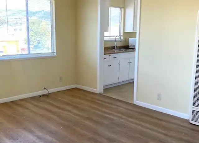Property at 1964 86th Ave Unit 2, Oakland, CA, 94621, 2 beds, 1 bath, [object Object]