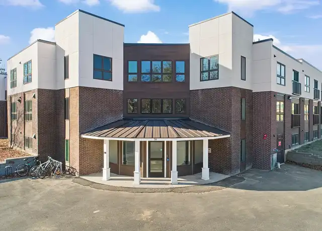 Property at Granite Place - 36 Farmington Rd, Rochester, NH, 03867, 1 bed, 1 bath, [object Object]