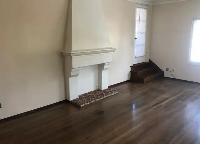 Property at 4803 E Ocean Blvd Unit 14, Long Beach, CA, 90803, 2 beds, 1 bath, [object Object]