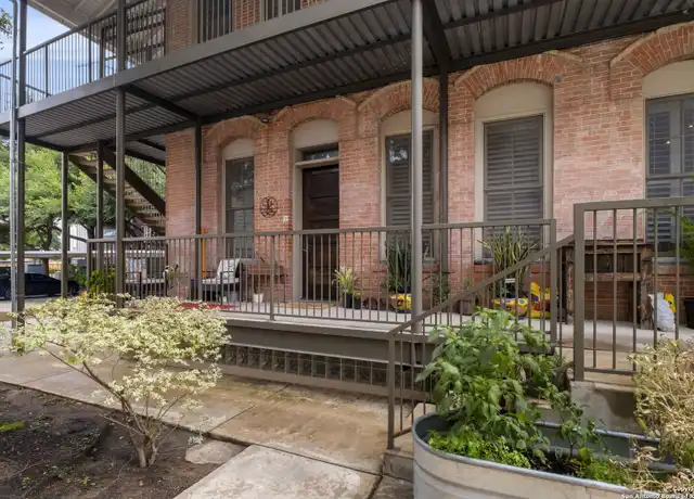 Property at 831 N Flores St Unit 1104, San Antonio, TX, 78212, 2 beds, 3 baths, [object Object]