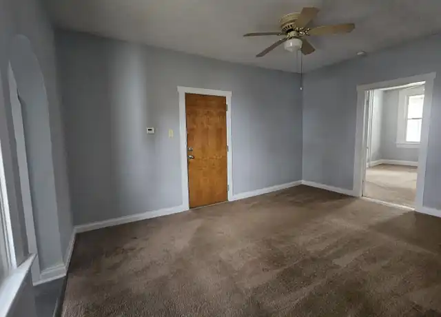 Property at 37 Dilworth St Unit 2, Pittsburgh, PA, 15211, 1 bed, 1 bath, [object Object]