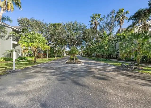 Photo of 1130 Turtle Creek Blvd, Naples, FL 34110