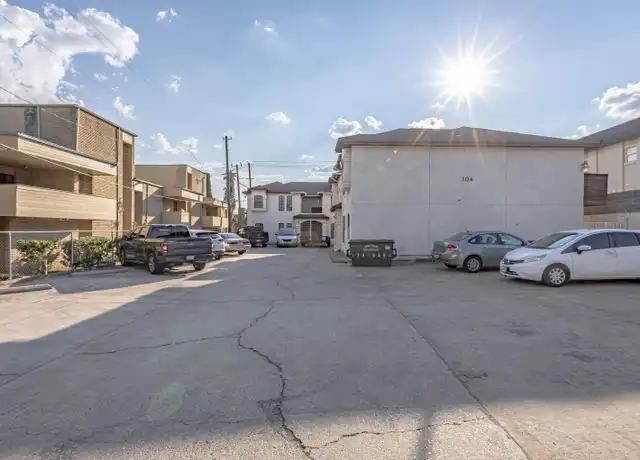 Property at 104 Belaire Dr #10, Laredo, TX, 78041, 2 beds, 2 baths, [object Object]