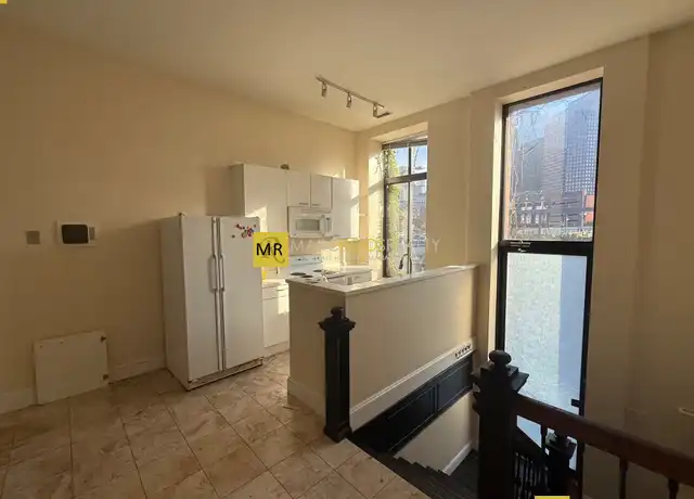Property at 108 Richmond St Unit 1, Boston, MA, 02109, 4 beds, 2 baths, [object Object]