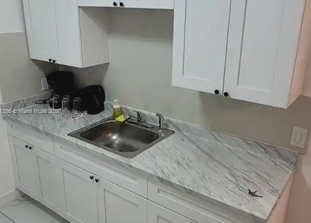 Property at 7345 Dickens Ave Unit 4, Miami Beach, FL, 33141, 1 bed, 1 bath, [object Object]