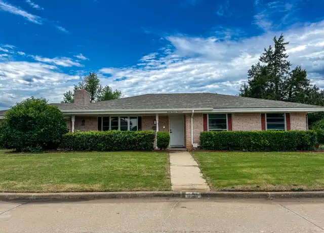 Property at 2700 SW 85th St, Oklahoma City, OK, 73159, 3 beds, 2 baths, [object Object]