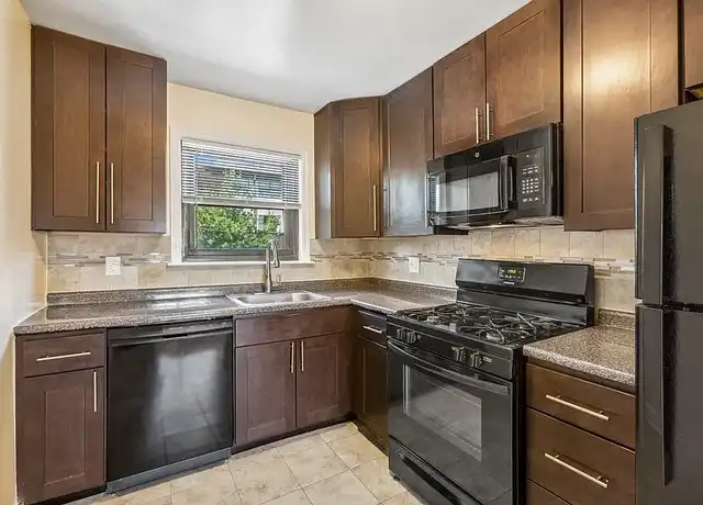 Property at Georgian Arms Apartments - 785 Green St, Iselin, NJ, 08830, 1-2 bed, 1 bath, [object Object]