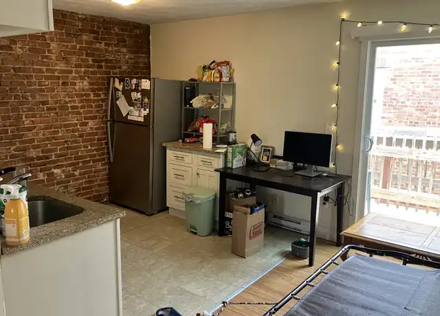Property at 3 Elm St Unit 3, Somerville, MA, 02143, 2 beds, 1 bath, [object Object]