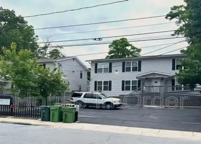 Property at 307 8th Ave E Unit 203, Hendersonville, NC, 28792, 1 bed, 1 bath, [object Object]