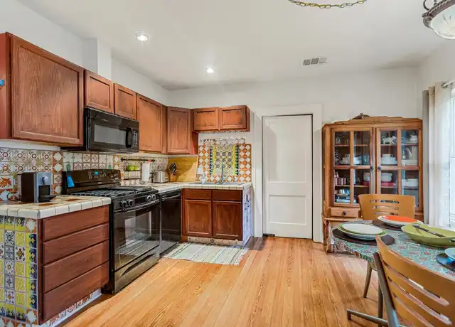 Property at 2834 Pearl St Unit A, Austin, TX, 78705, 2 beds, 1.5 baths, [object Object]