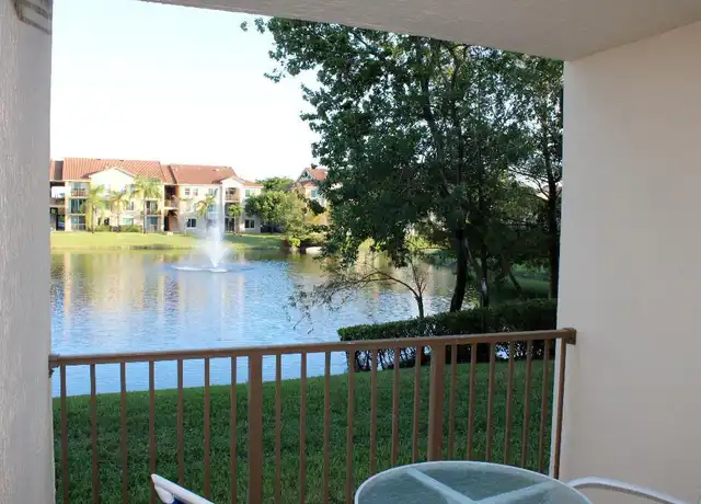 Property at 808 Villa Cir Unit 808, Boynton Beach, FL, 33435, 3 beds, 2 baths, [object Object]