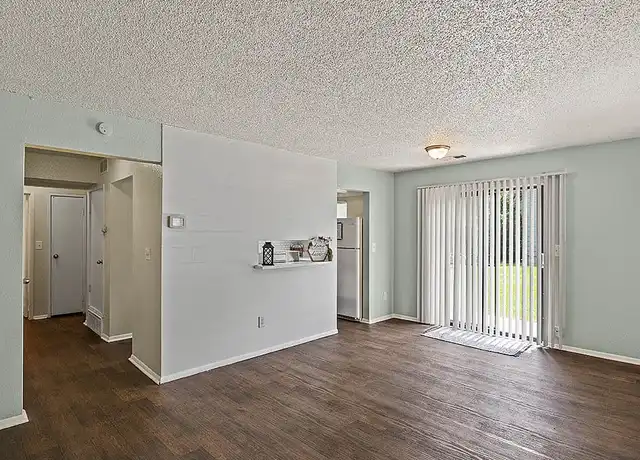 Property at 11026 College Ln, Kansas City, MO, 64137, 1 bed, 1 bath, [object Object]