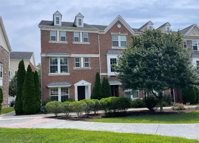 Property at 742 Cobbler Pl, Gaithersburg, MD, 20877, 3 beds, 2.5 baths, [object Object]