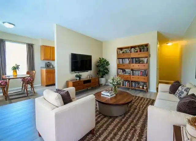 Property at 1558 E 125th St Unit c, Olathe, KS, 66061, 2 beds, 1 bath, [object Object]