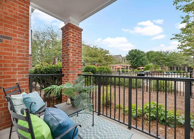 Photo of 905 Matthews Commons Dr, Matthews, NC 28105