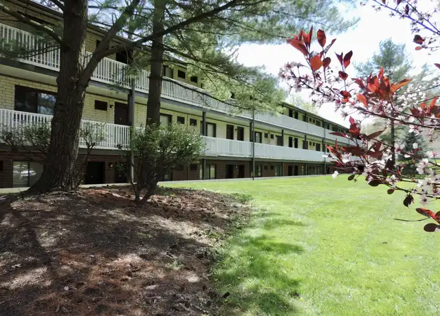 Property at 737 Center Ave Unit 25, Cuyahoga Falls, OH, 44221, 1 bed, 1 bath, [object Object]