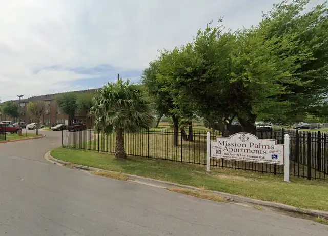 Property at 900 N Los Ebanos Rd, Mission, TX, 78572, 1 bed, 1 bath, [object Object]