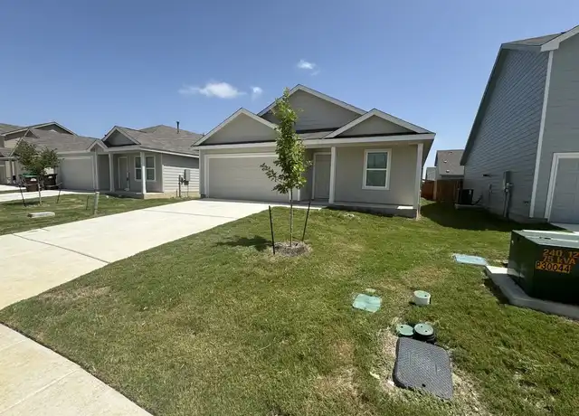 Property at 1000 Barbarosa Rd, New Braunfels, TX, 78130, 4 beds, 2 baths, [object Object]
