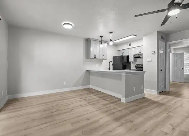 Property at Winding Way - 13266 Emily Rd, Dallas, TX, 75240, 1 bed, 1 bath, [object Object]