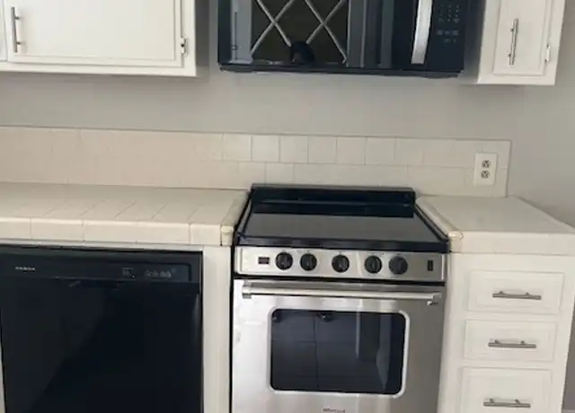 Property at 4435 Parker Ave Unit 4439, Bakersfield, CA, 93309, 2 beds, 1.5 baths, [object Object]