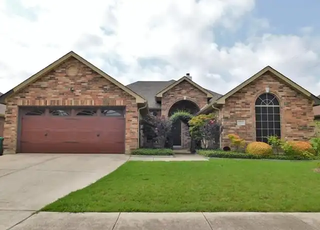Property at 2720 Aspenhill Dr, Denton, TX, 76209, 3 beds, 2 baths, [object Object]