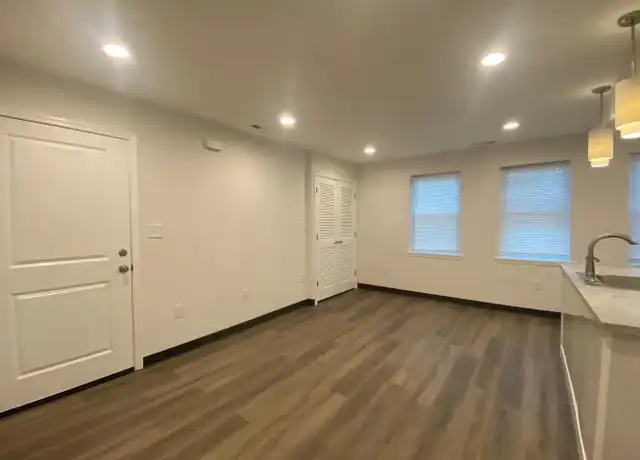 Property at 5622 Midwood Ave Apt 1, Baltimore, MD, 21212, 3 beds, 2 baths, [object Object]